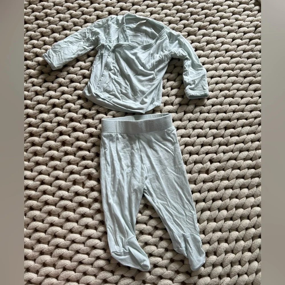 Kate Quinn The Woods 0-3m light blue wrap set